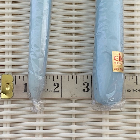 Seven Premium Ice Blue Eika Kerzen Taper Candles 25% Stearin New - Picture 9 of 14